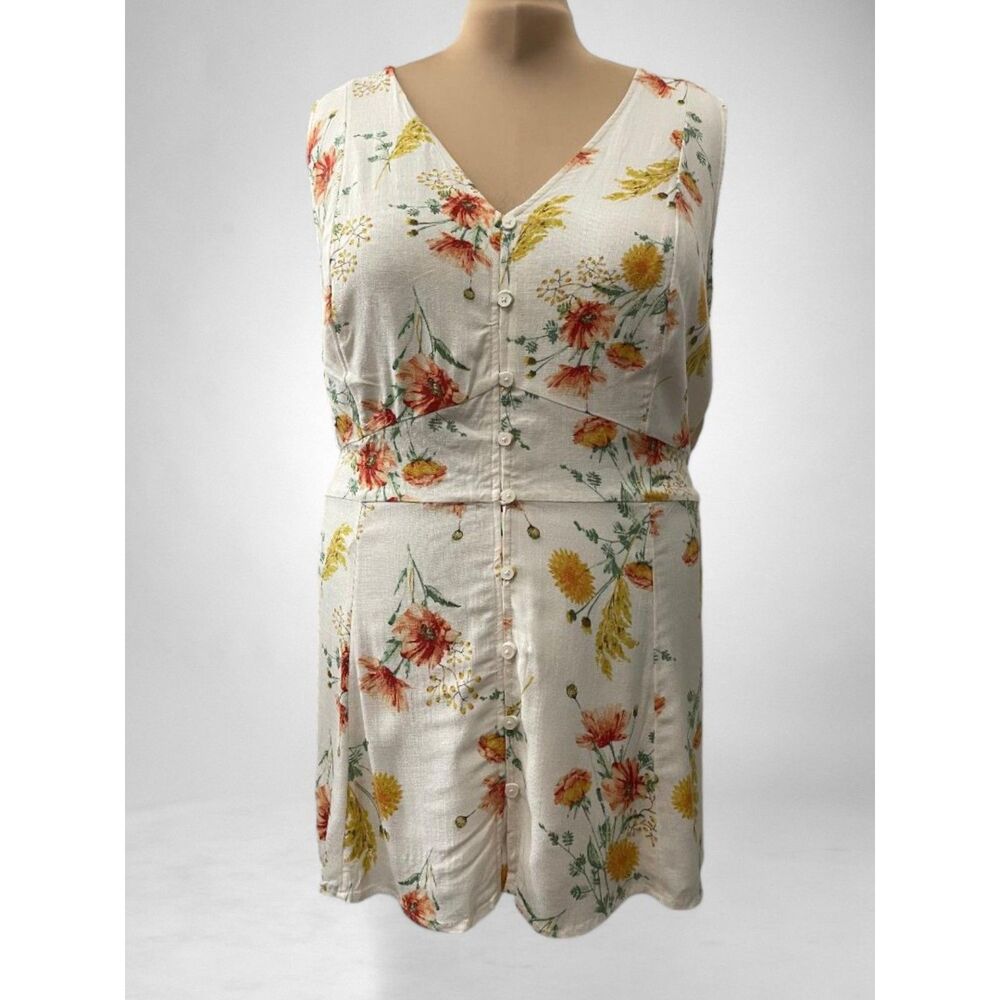 TORRID Rayon Button Up With Waist Detail Tank, Size 6 (30)